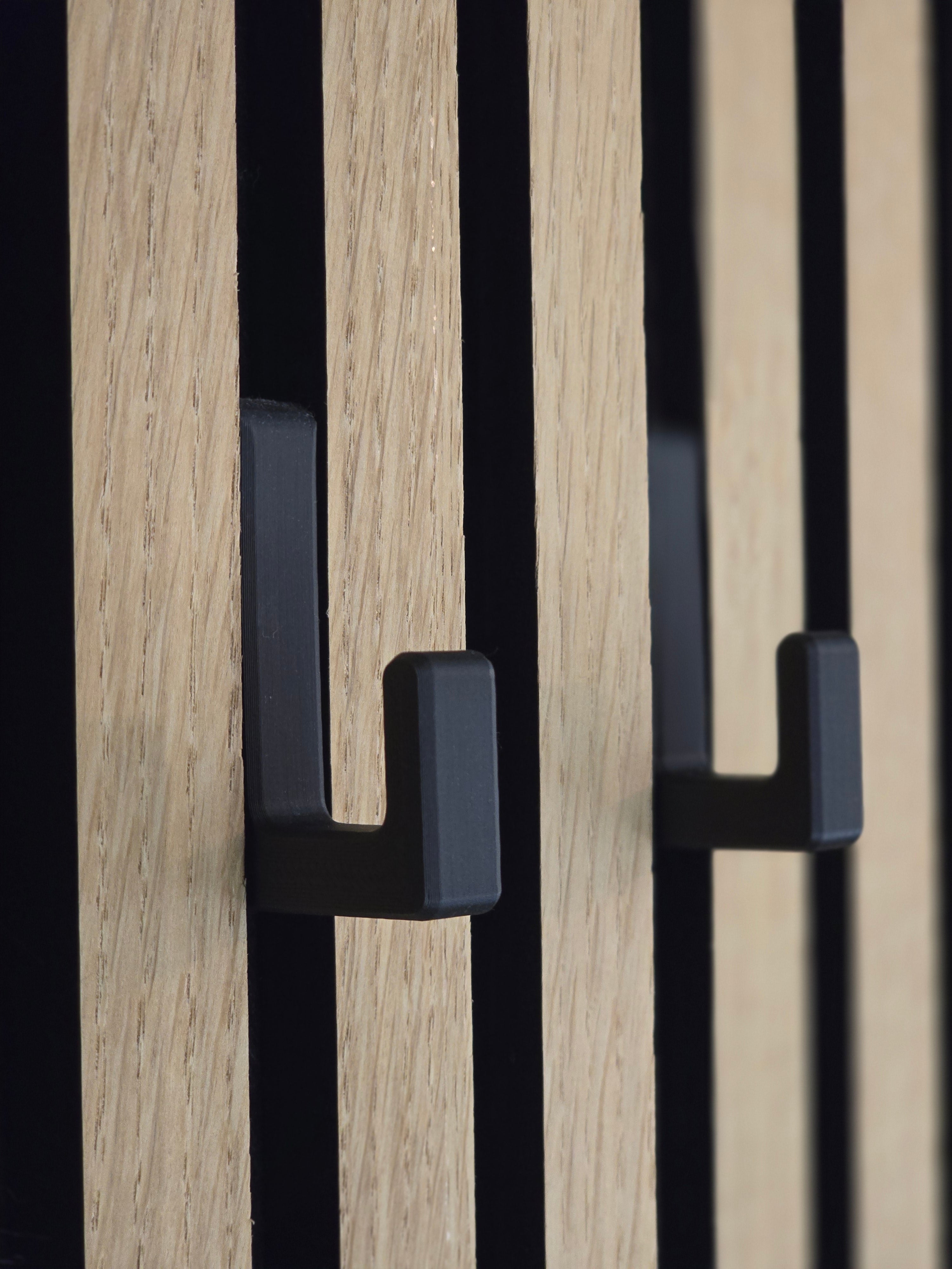 Single Hook Square for Acoustic Panels - Installation Type: Wall Clip (D)