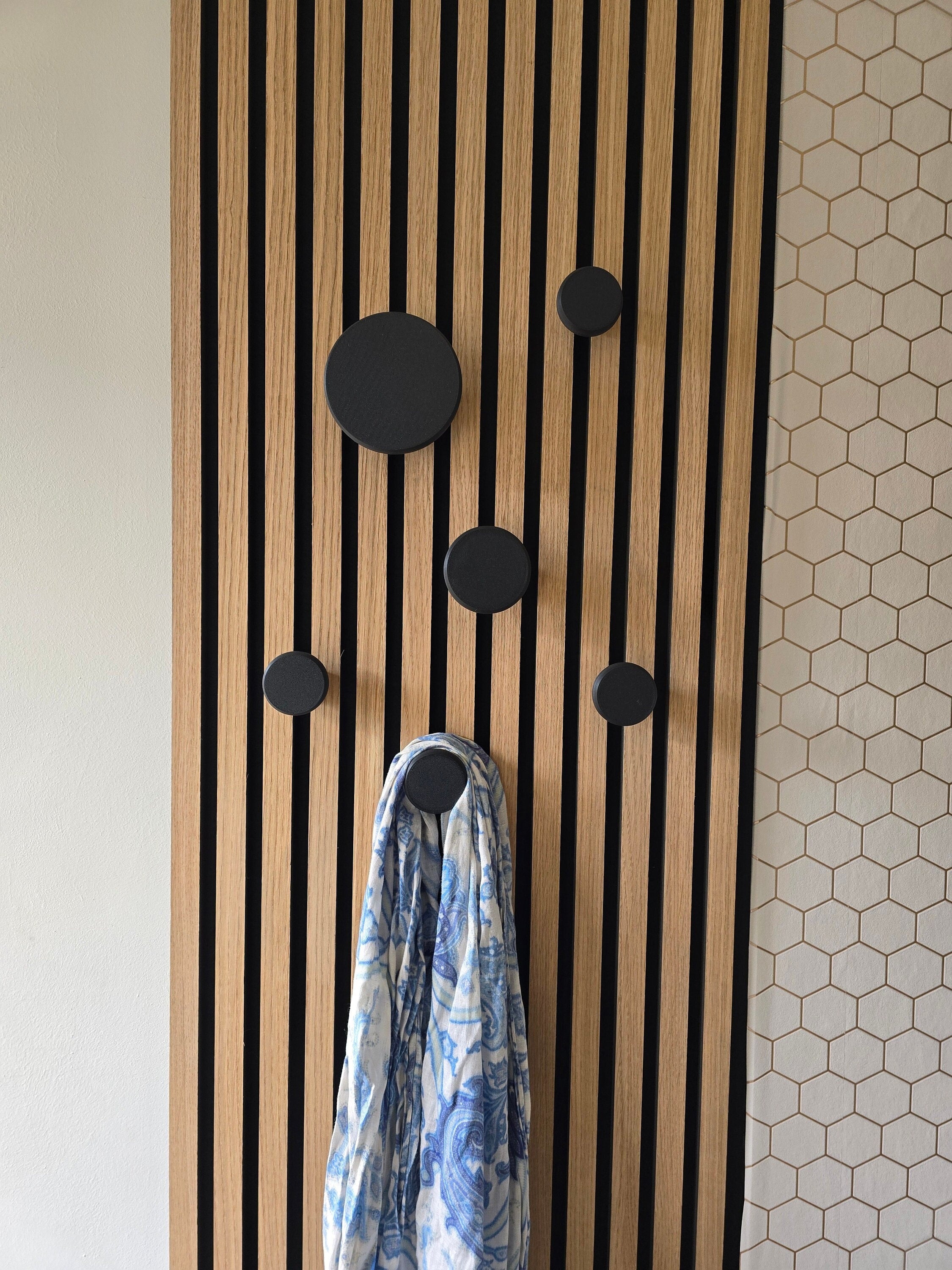 Round Hanger/Hook for Acoustic Panels - Installation type: Wall Clip